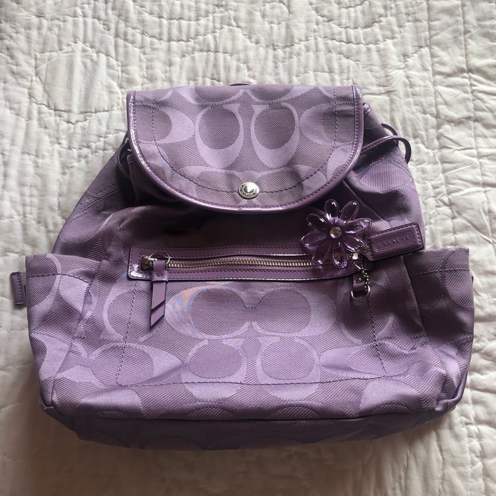 Coach Signature Lilac/Lavendar Print